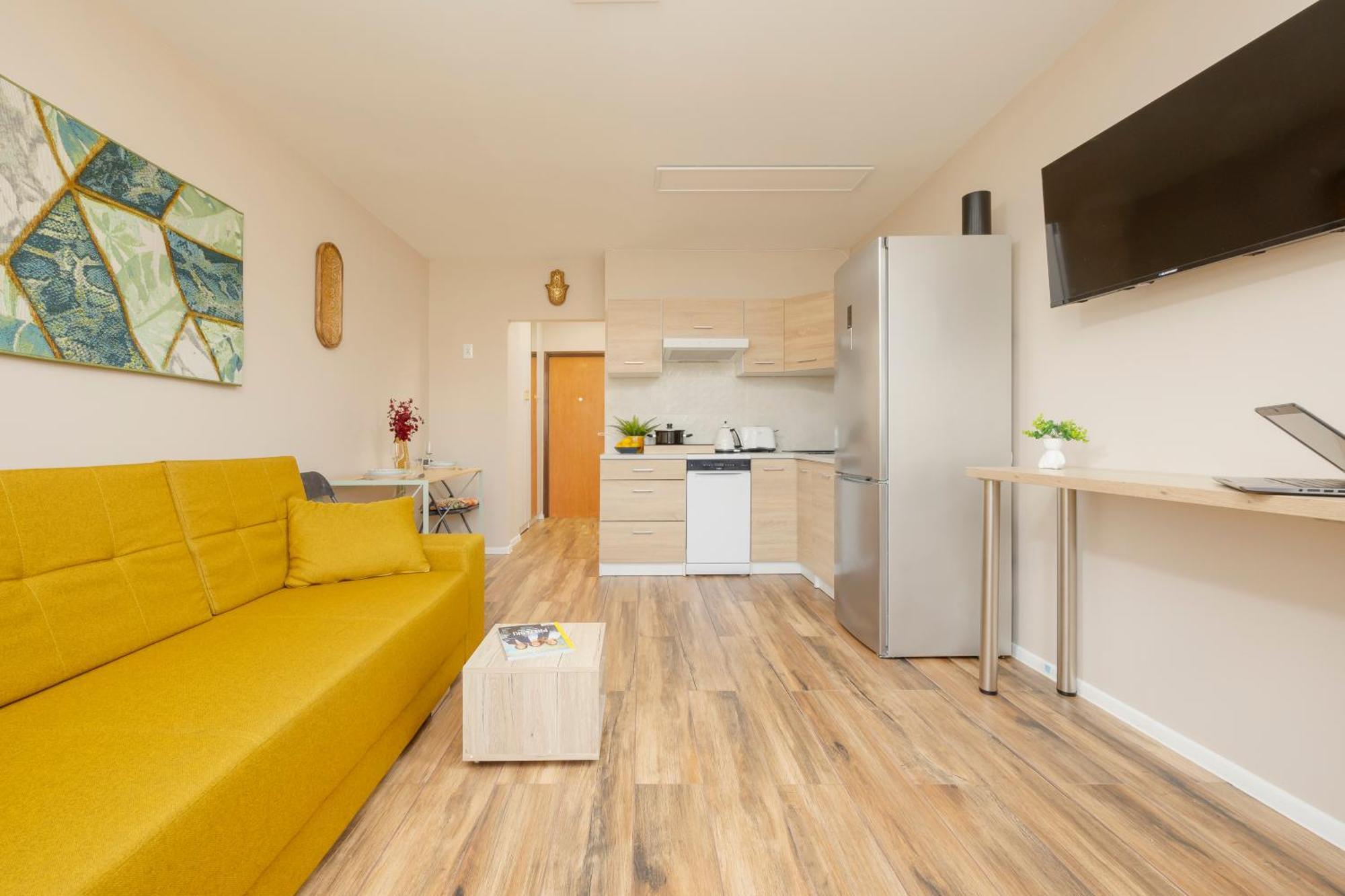 Zoliborz Modern Apartment 8Th Floor By Noclegi Renters Warschau Buitenkant foto